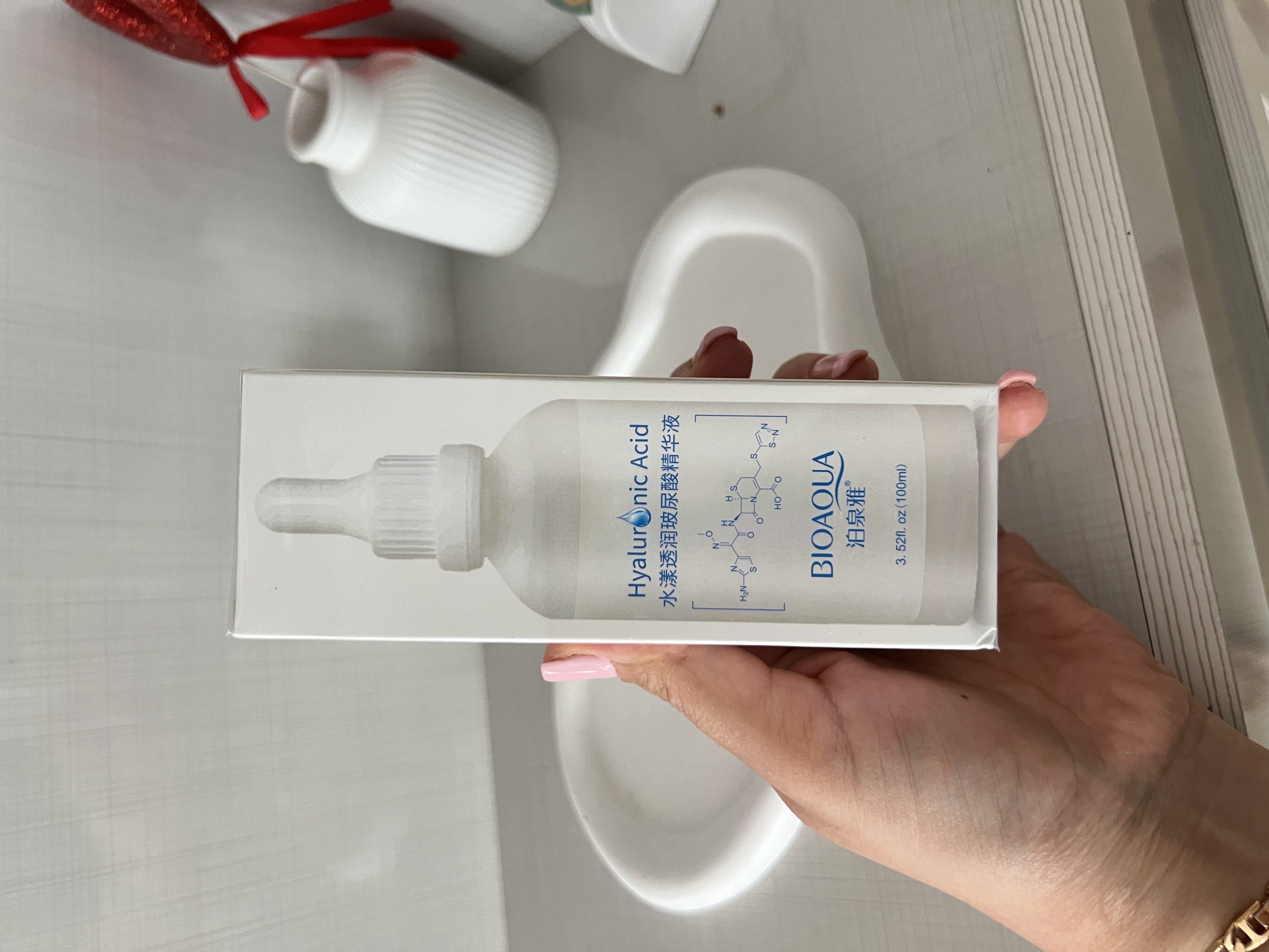 سرم آبرسان مدل Hyaluronic Acid حجم 100 میلی لیتر